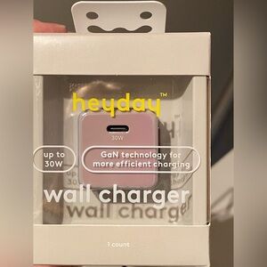 Heyday USB-C Wall Charger in Cream single port